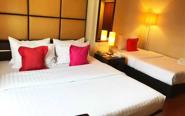 Grand Business Inn