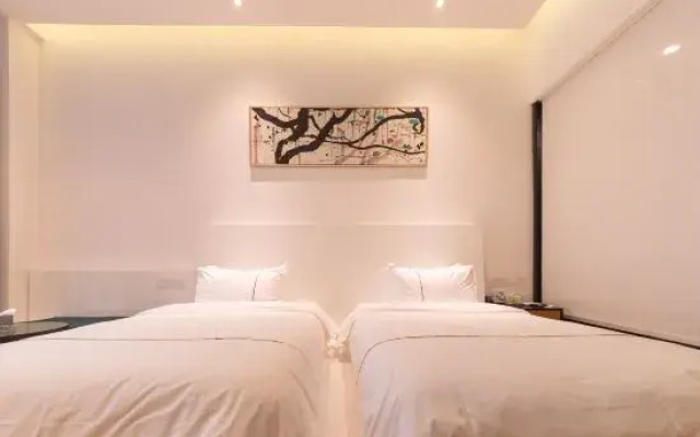Mofang Hotel (Ningbo Railway Station Business and Technology College)