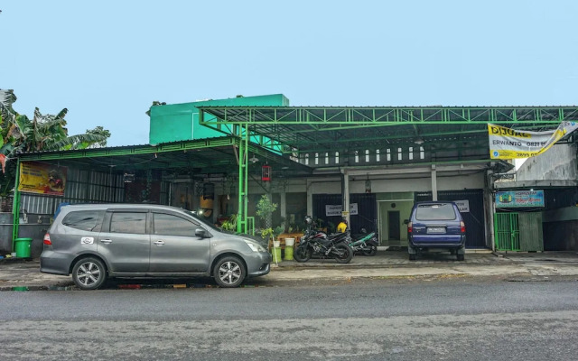 OYO 91683 Wijaya Kusuma Homestay