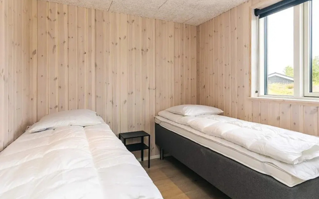 5 Star Holiday Home in Hojslev