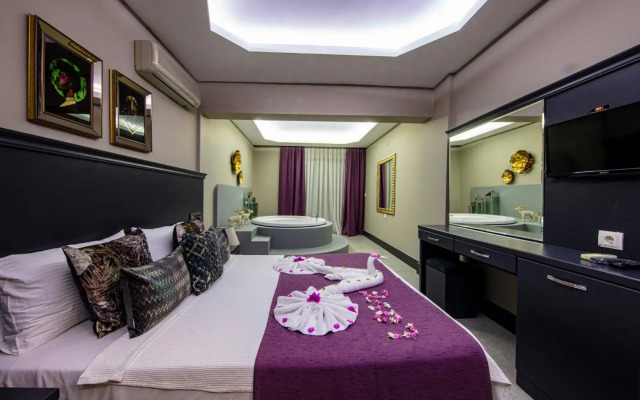 Golden Life Resort Hotel & Spa