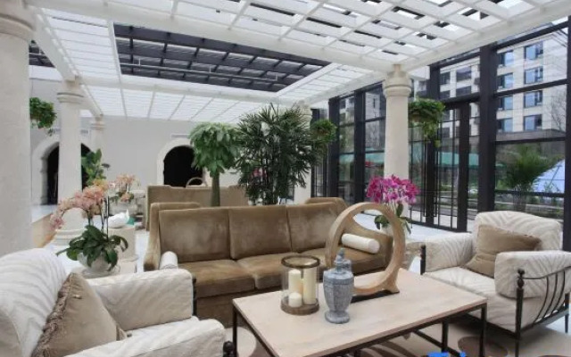 Shanghai Hotel Lane Aura
