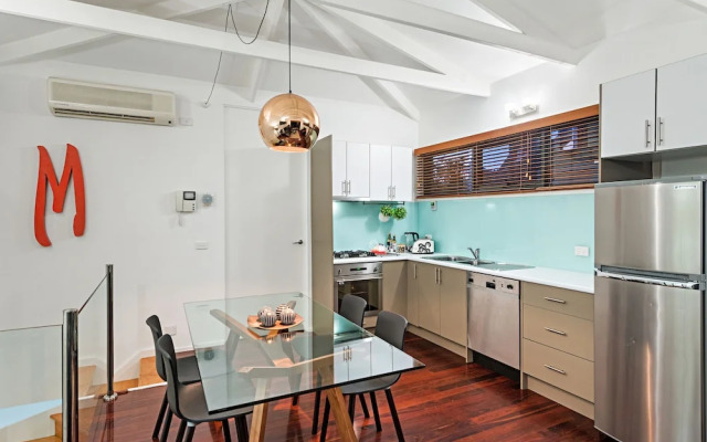 Meko Townhouse