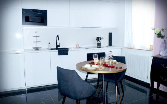 Le Vénus - Appartement SPA Privatif Balnéo Sauna