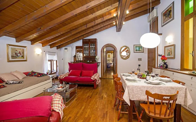 Residenza Rocca del Lago 2