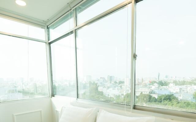 White Diamond PN Hotel