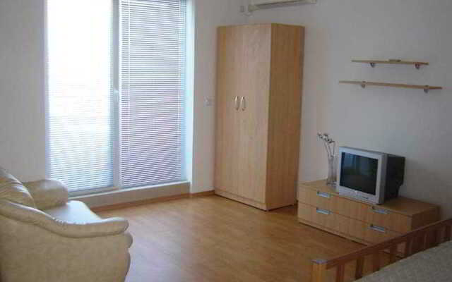 PMG Laguna Apartments