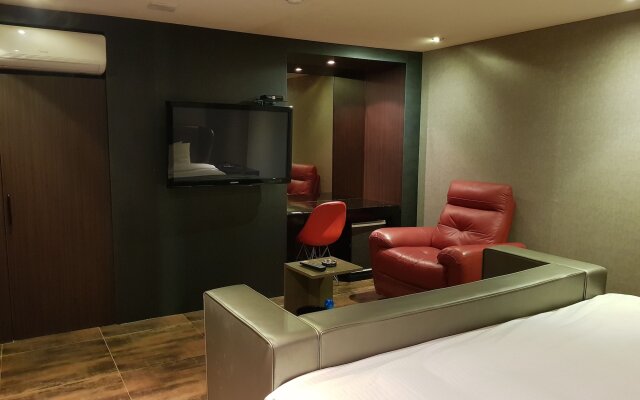 California Hotel Seocho