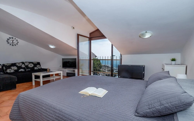 Mansarde Apartment in Rovinj