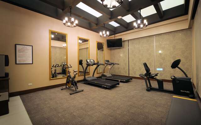 Golden Tulip RS Boutique Hotel
