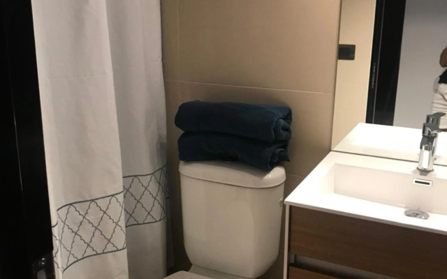 Clínica Las Condes, espectacular departamento nuevo 80 m2