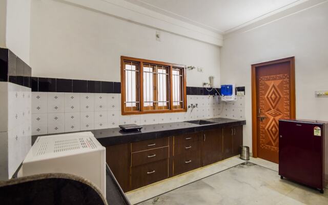 OYO Home 12240 3BHK Mangal Apartment Hiran Magri