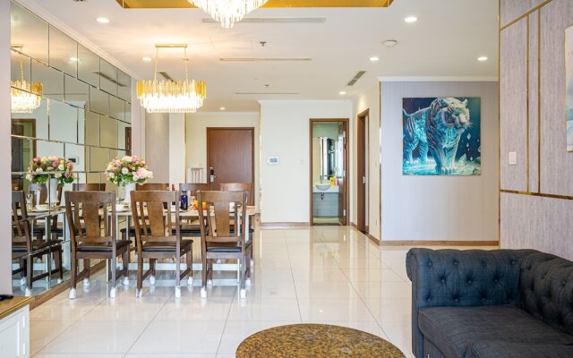Landmark Condotel Art By KaySuite