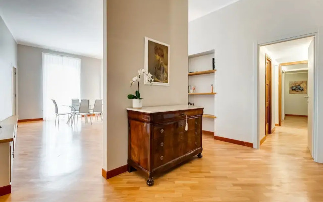 Beautiful apartment near the Borghese Gallery