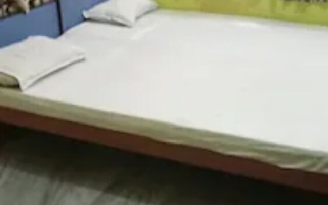 Goroomgo Sai Guest House Jadavpur Kolkata