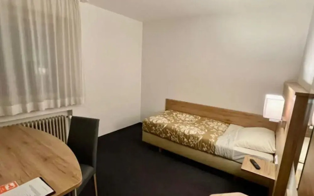 LILTON Hotel Zuffenhausen