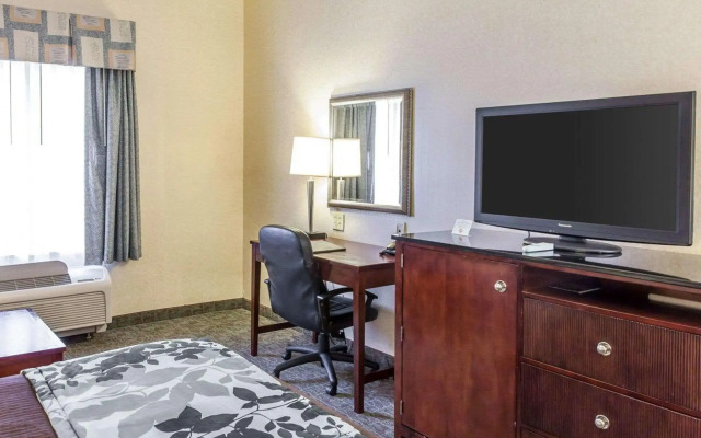 Sleep Inn & Suites Near Joint Base Andrews - Washington Area
