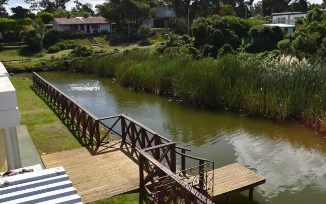 las martinas apart 5