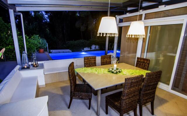 Sani Seaside Luxury - Villa Hera Private Pool