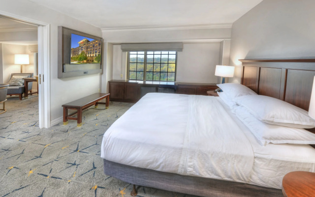 Sheraton Baltimore Washington Airport Hotel - BWI