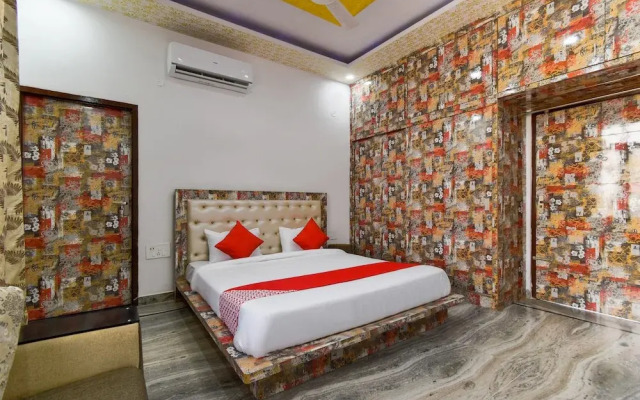 OYO 45329 Hotel Shreemaya