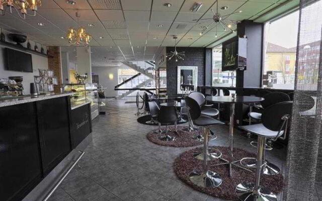 Sure Hotel by Best Western Pausa
