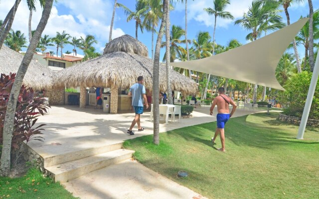 Beach Front Apartment No01