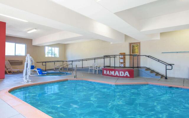 Holiday Inn Express Redding North by IHG