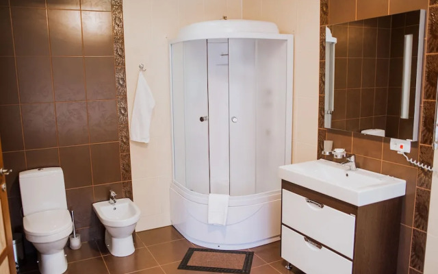 Yavir Hotel