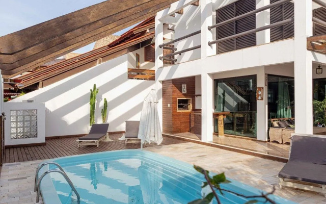 Casa de Luxo em Jurerê Internacional