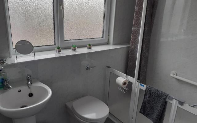 Lovely 3-bed Apartment in Alyth