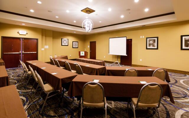 Holiday Inn Houston Webster by IHG