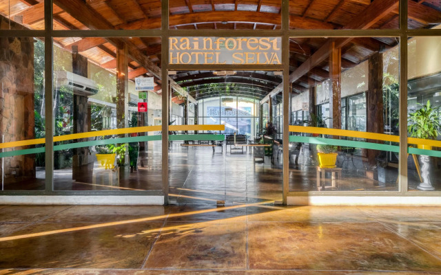 Rainforest Hotel & Cabañas