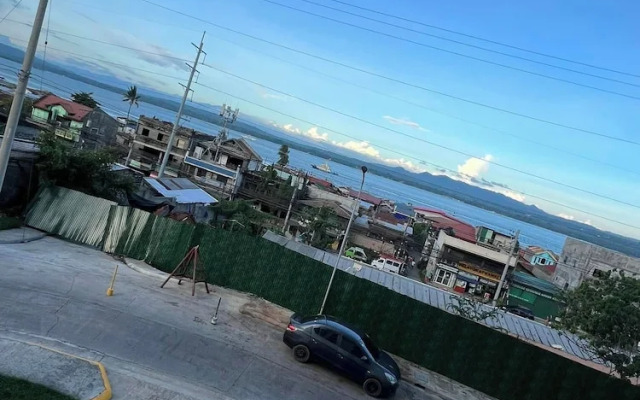 Seawind Condo 2 BR Facing Samal View