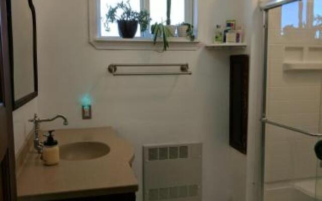 Modern Suites @ Nantasket Beach