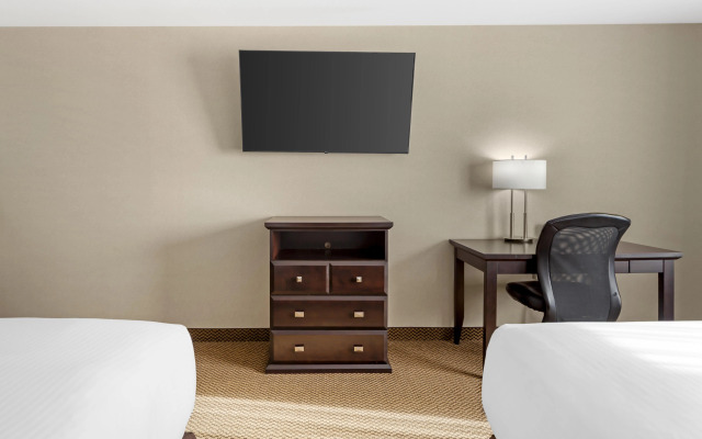 Best Western Bonnyville Inn & Suites