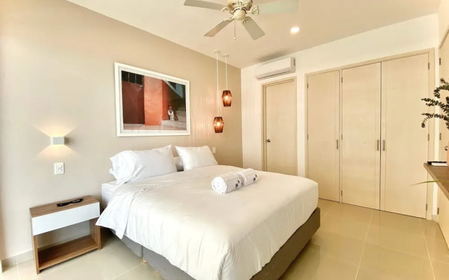 w Impeccable 2BR w Charming Balcony in CTG