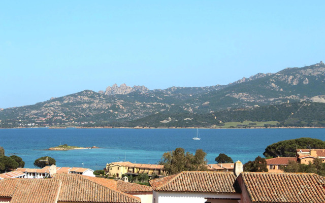Holiday home with sea view, Cannigione