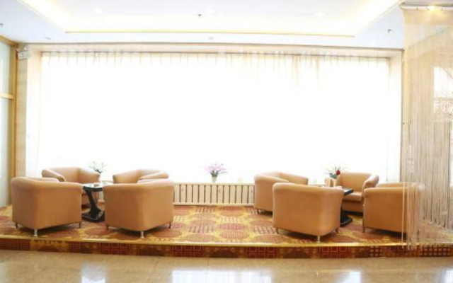 Jinqiao Hotel