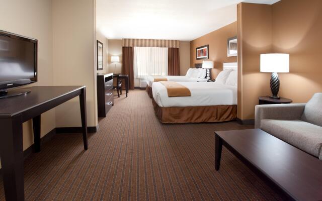 Holiday Inn Express Hotel & Suites LAMAR by IHG