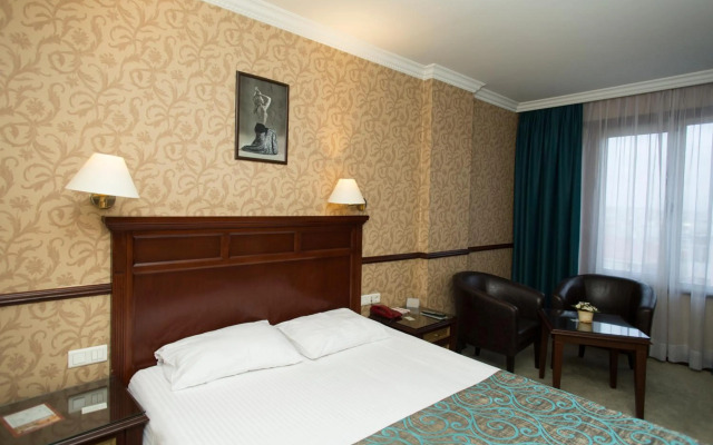 Topkapi Inter Istanbul Hotel