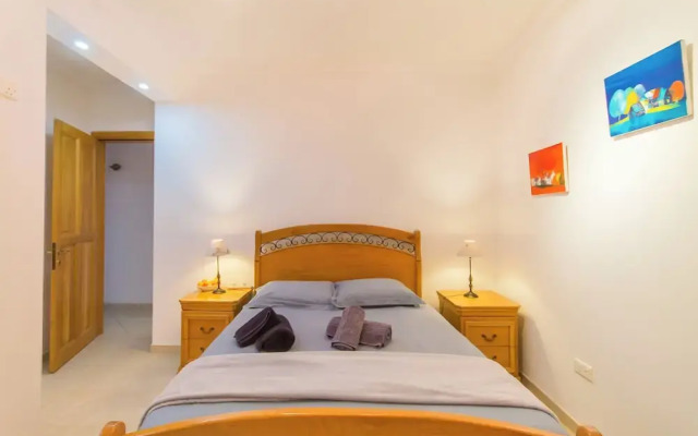 A Lovely Apart By The Sea Sliema
