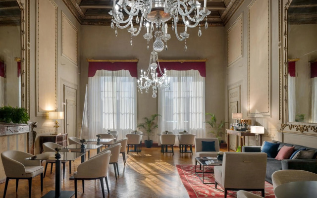 Leone Blu Suites | UNA Esperienze