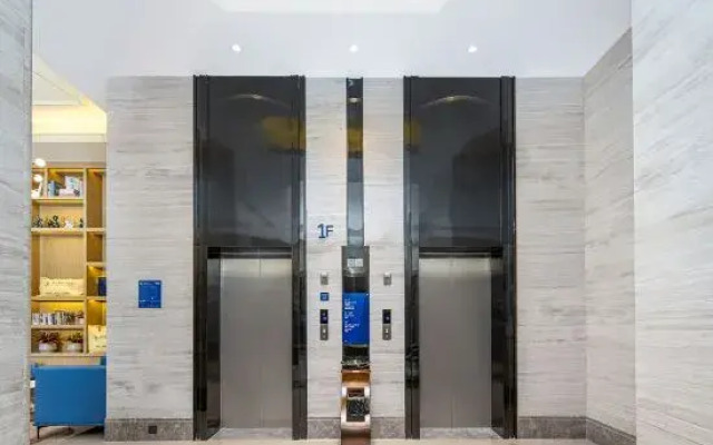 Kyriad Hotel (Qingyuan Gulongxia Branch)