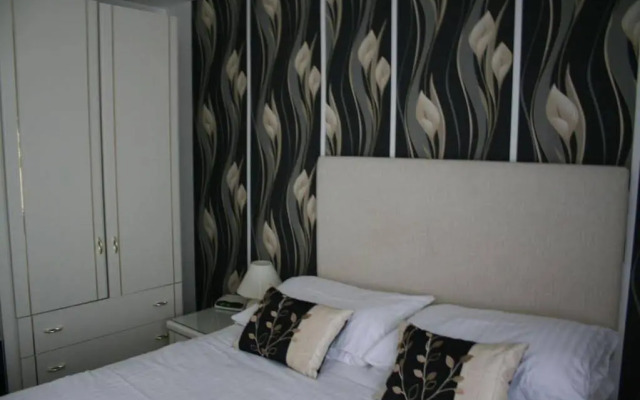 La Suisse Serviced Apartments