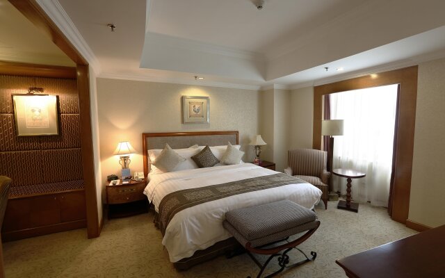 Crowne Plaza Hotel Qingdao, an IHG Hotel