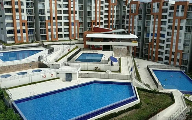 Apartamento en Reserva del Peñon Girardot.