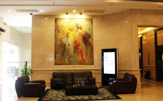 The Bund Riverside Hotel