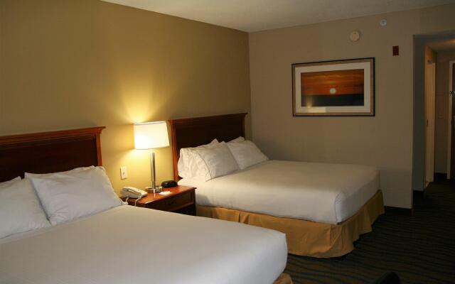 Holiday Inn Express Hotel & Suites Brooksville West, an IHG Hotel