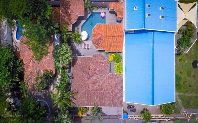 Elegant House 3-bed/2-bath With Large BBQ Patio